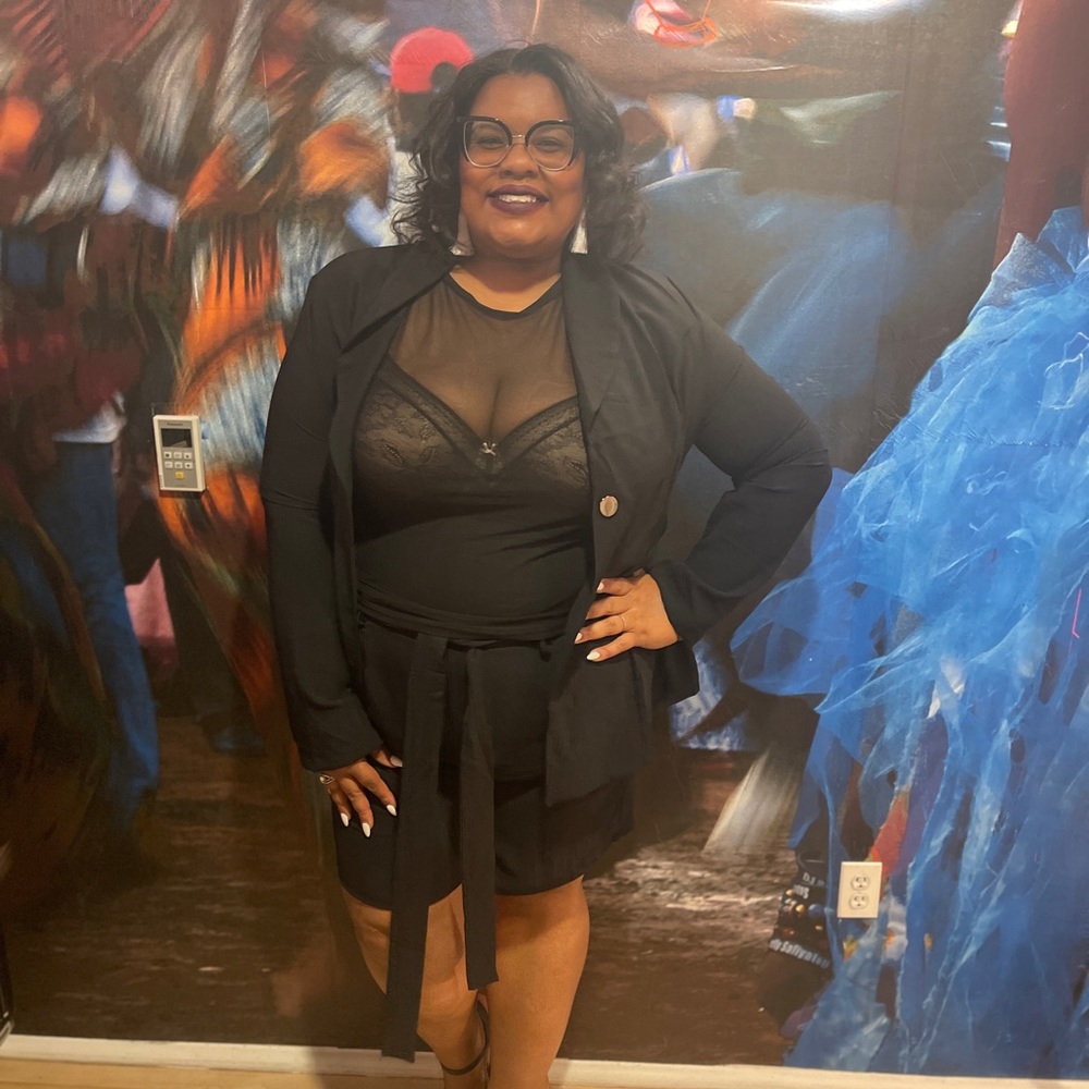 Two piece black blazer set - Picture 5 of 5